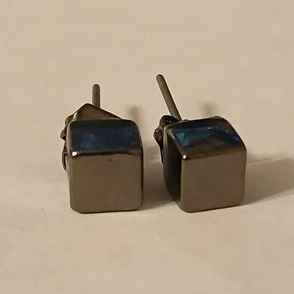 Black Metal Square Block Mini Stud Earrings - Picture 1 of 9